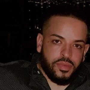 Meet your Posher, Cesar